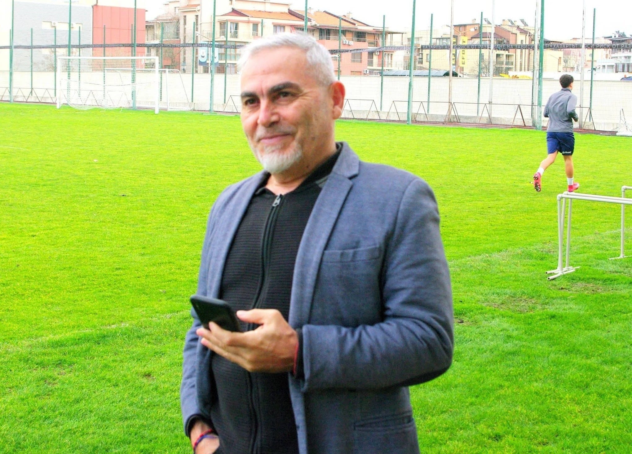 Румен Димов: Трябва да предпазим младите от огромното напрежение! Не е лесно, но трябва да се справим