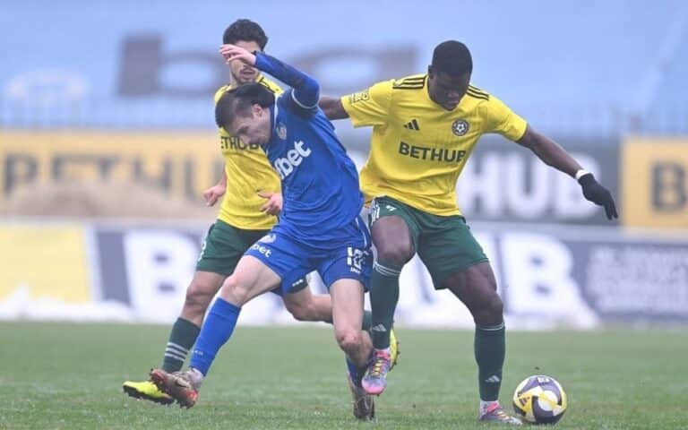 Монтана започва плейофите с домакинство на Добруджа