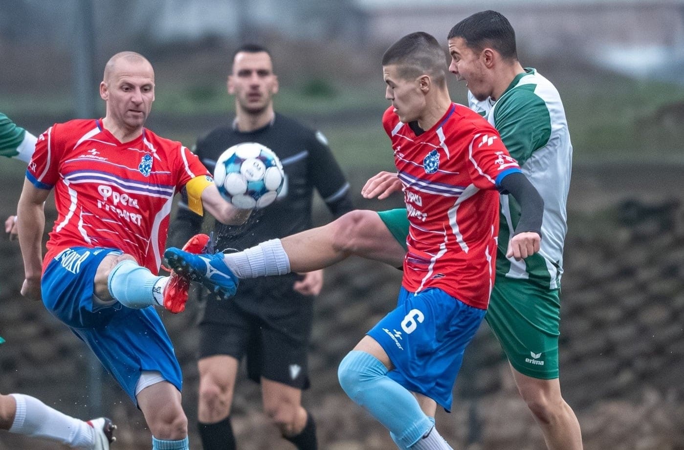 Надежда (Доброславци) с грешна стъпка, направи равен със Сокол (Бенковски)