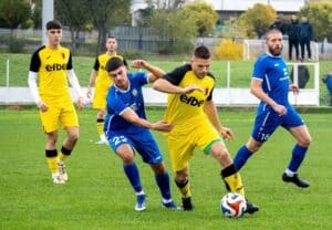 Черноломец гостува на Ботев (Нови пазар), ще поправя грешката със Светкавица