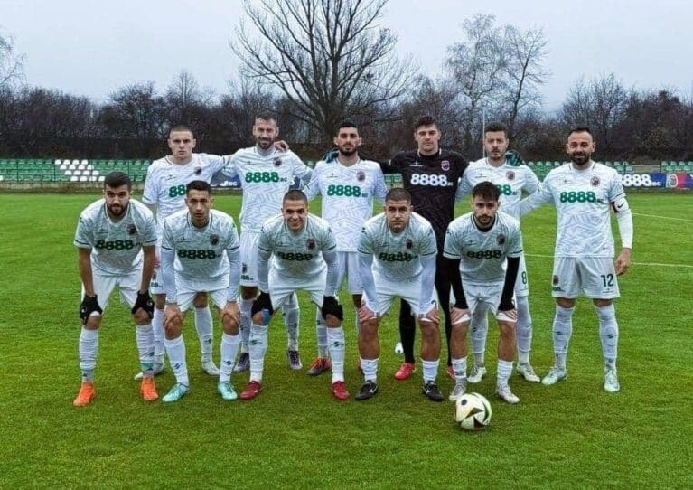 Ботев (Ихтиман) загуби у дома от Банско