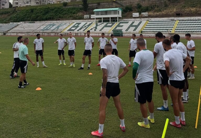 Програмата на Вихрен (Сандански) до края на сезона, дербито с Фратрия е пряко по телевизията