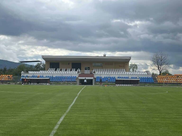 След 16 години Рилски спортист отново е при професионалистите